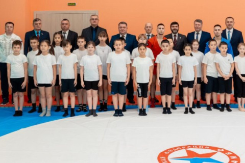 Вячеслав Танкеев принял участие в открытии залов для самбо в школах Нижневартовска