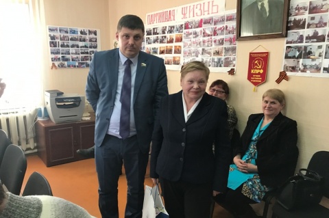 Иван Левченко провел прием граждан в городах юга Тюменской области