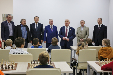 Сергей Корепанов принял участие в открытии нового здания областной шахматной школы Анатолия Карпова