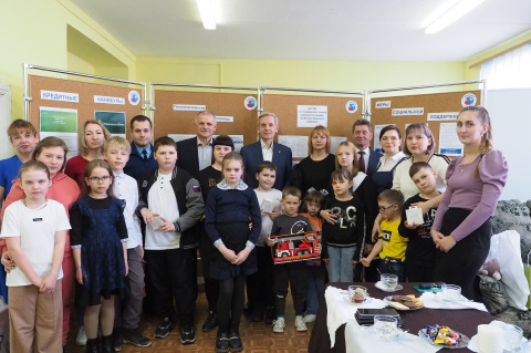 Родные участников СВО из Исетского района окружены вниманием 