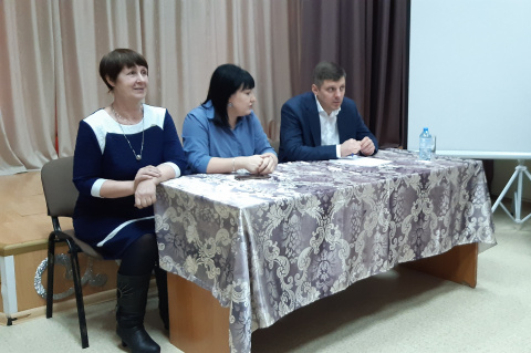 Иван Левченко провел личный приём граждан в Заводоуковском городском округе