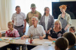 Жены и дети бойцов СВО из Ялуторовска расписали пряничные фигурки Конька-Горбунка
