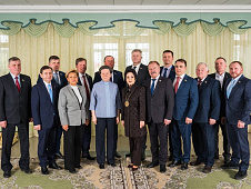В Ханты-Мансийске прошла встреча губернатора Югры и депутатов Тюменской областной думы