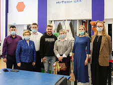Инна Лосева организовала встречу педагогов когалымской школы с преподавателями тюменского технопарка для детей «Кванториум»