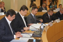 Областной парламентарий Михаил Селюков принял участие в заседании Совета депутатов четырех Дум, состоявшемся 17 ноября в г. Сургуте