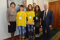 Председатель Тюменской областной Думы Сергей Корепанов встретился с посланцами Черноморского района Крыма