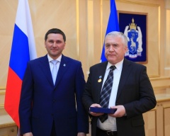 Сергею Ефимову присвоено звание «Почетный гражданин Ямало-Ненецкого автономного округа»