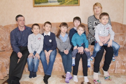 Семья из Сорокино, ожидающая седьмого ребенка, въедет в новый дом
