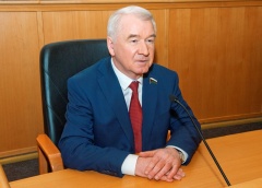 Депутаты облдумы возьмут на вооружение задачи, обозначенные в отчете губернатора Тюменской области Владимира Якушева