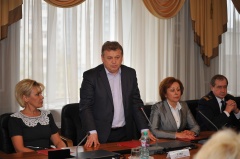 Юрий Елин принял участие в церемонии подписания Соглашения о сотрудничестве между властями города и местными бизнесменами.