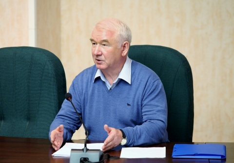 Сергей Корепанов участвует в совещании педагогов Ямала