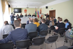 Депутаты оценили качество медицинских услуг, оказываемых населению в Ярковском районе