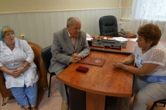 24 июня Владимир Чертищев посетил «Хоспис» Тюмени – уникальное для города медицинское учреждение, где оказывают помощь больным с запущенными формами рака