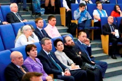 Галина Резяпова приняла участие в публичных слушаниях по отчетам Главы и Администрации города за 2014 год