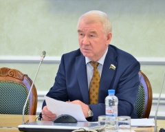 Сергей Корепанов провел заседание Совета Тюменской областной Думы  