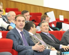 Работу депутатов Тюменской областной Думы отметил Губернатор Ямала