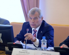 Владимир Ульянов: у нас сложилась хорошая практика совместной работы с депутатами районных и городских дум  