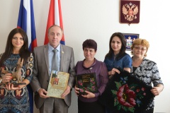 Виктор Рейн встретил делегацию из города Суровикино Волгоградской области
