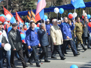 Депутаты областной Думы приняли участие в параде-шествии "Салют, Победа!"
