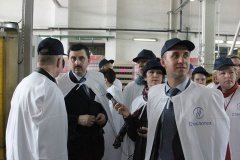 В рамках Клуба развития человеческого потенциала состоялась экскурсия на завод ООО «Стеклотех»