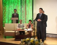 В праздничной встрече, посвященной Дню 8 Марта, принял участие депутат Тюменской областной Думы по избирательному округу №22 Владимир Ковин
