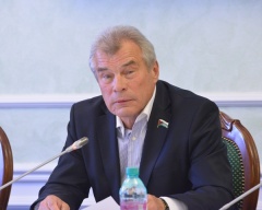 Владимир Ульянов принял участие в обсуждении предвыборного сезона и результатов праймериз - 2016 