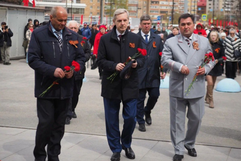 Ветеранов-железнодорожников поздравили с наступающим Днем Победы