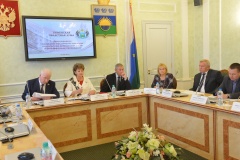 Состоялось внеочередное заседание  постоянной комиссии Тюменской областной Думы по вопросам депутатской этики и регламентным процедурам