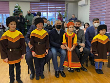 Депутаты Тюменской областной Думы побывали в детском доме «Сияние Севера»
