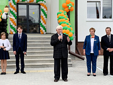 В День знаний в районе Казарово открылась новая школа.