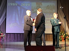 Сергей Медведев вручил медали ветеранам боевых действий 