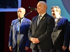 Депутаты Тюменской областной Думы оказали поддержку в организации фестиваля комсомольской песни