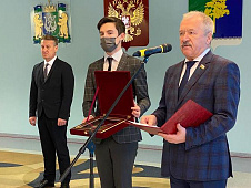 Владимир Нефедьев поздравил со вступлением в должность главу Кондинского района