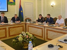 В тюменском региональном парламенте обсудили поправки в КоАП РФ