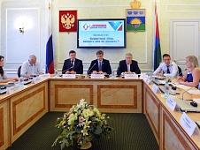Депутаты Госдумы РФ и регионального парламента обсудили целесообразность введения курортного сбора 