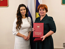 Ольга Швецова вручила награды за достижения в спорте и социальной сфере жителям региона