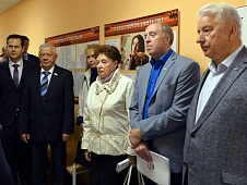 Депутаты социального комитета в ходе выездного заседания посетили школу в селе Луговое Тюменского района