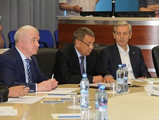 Депутаты Тюменской облдумы приняли участие в заседании ассоциации полярников