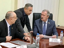Владимир Нефедьев принял участие в работе Общественного Совета Нягани