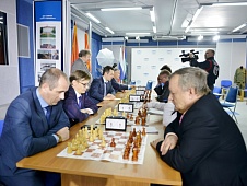 В облдуме началась серия игр в рамках открытого первенства по шахматам