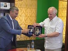 Валерий Фальков принял участие в торжестве, посвященном юбилейному году Тюменского регионального отделения Союза писателей России