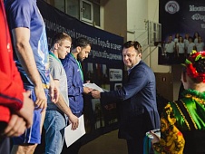 Михаил Селюков поздравил победителей соревнований по вольной борьбе