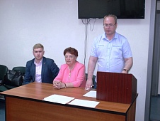 Юрий Юхневич выступил на общем собрании комсомольцев Тюменской области