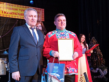 Сергей Медведев поздравил общественную организацию «Ассоциация чувашей «Таван»