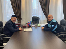 Дмитрий Плотников встретился с муфтием  Ямало-Ненецкого автономного округа