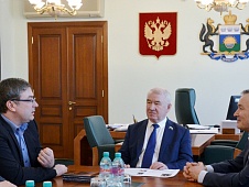 Сергей Корепанов встретился со знаменитыми шахматистами