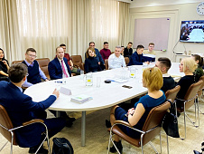 Эдуард Омаров принял участие во встрече предпринимателей с сенатором Российской Федерации Павлом Таракановым